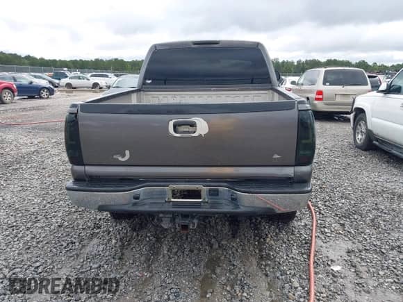 2005 GMC Sierra 1500 SLE с VIN 2GTEK13T851393981, выставлен на аукционе IAAI как лот 43417332 с пробегом 257 564 миль миль и . История ставок и продаж доступна на DreamBid. Изображение 16.