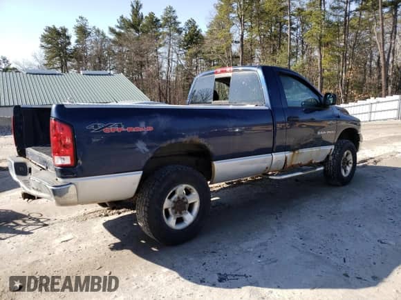 2004 Dodge 2500 SLT with VIN 3D7KU26D74G154585, listed as a Copart auction lot 48235775 with 148,502 mi miles and Salvage title. Bid and sale history available at DreamBid. Image 3.