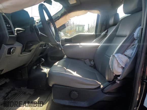 2017 Ford F-250 XLT с VIN 1FTBF2B60HEB82463, выставлен на аукционе Copart как лот 53782655 с пробегом 76 093 миль миль и Списание • Salvage title. История ставок и продаж доступна на DreamBid. Изображение 7.