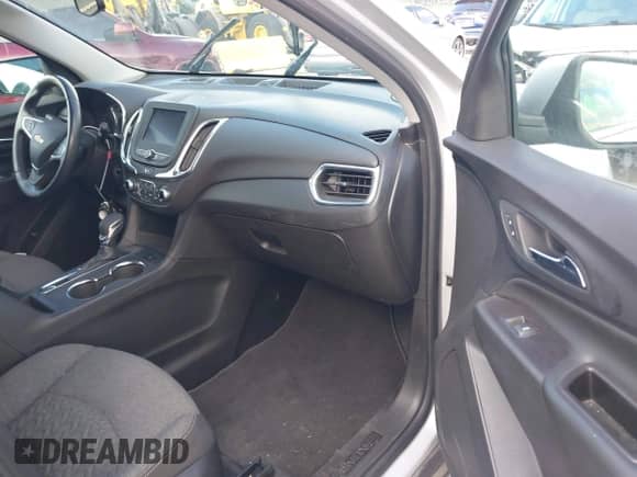 2022 Chevrolet Equinox LT z VIN 2GNAXJEV3N6134713, wystawiony jako IAAI lot #42723458 z przebiegiem 181 593 mil mil oraz . Historia ofert i sprzedaży dostępna na DreamBid. Obrazek 5.