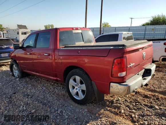 2009 Dodge 1500 SLT z VIN 1D3HB13T29J517694, wystawiony jako Copart lot #72326934 z przebiegiem 199 590 mil mil oraz Szkoda całkowita • Salvage title. Historia ofert i sprzedaży dostępna na DreamBid. Obrazek 2.