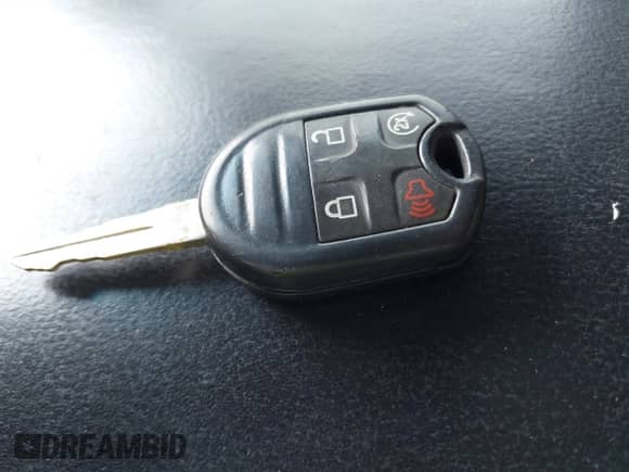 2011 Ford F-150 XL with VIN 1FTFW1EF5BFA72775, listed as a IAAI auction lot 42586396 with 298,466 mi miles and . Bid and sale history available at DreamBid. Image 11.