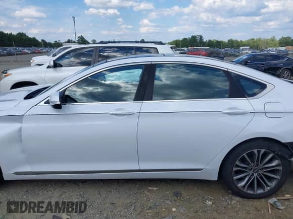 2016 Hyundai Genesis 3.8L with VIN KMHGN4JE7GU119938, listed as a IAAI auction lot 43072554 with 111,440 mi miles and . Bid and sale history available at DreamBid. Image 15.