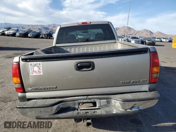 1999 Chevrolet Silverado 2500 LS с VIN 1GCFC29UXXZ117304, выставлен на аукционе Copart как лот 74266484 с пробегом 325 714 миль миль и Списание • Salvage title. История ставок и продаж доступна на DreamBid. Изображение 6.