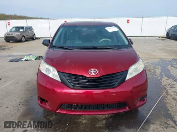 2013 Toyota Sienna L with VIN 5TDZK3DC1DS325363, listed as a IAAI auction lot 42049939 with 209,312 mi miles and . Bid and sale history available at DreamBid. Image 12.