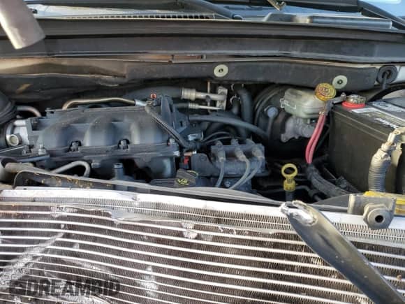 2008 Dodge Grand Caravan SE с VIN 2D8HN44H88R145771, выставлен на аукционе Copart как лот 84870365 с пробегом 177 859 миль миль и Списание • Salvage title. История ставок и продаж доступна на DreamBid. Изображение 12.