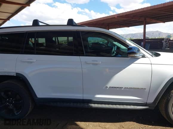 2021 Jeep Grand Cherokee Limited with VIN 1C4RJKBG9M8200117, listed as a IAAI auction lot 43220564 with 56,539 mi miles and . Bid and sale history available at DreamBid. Image 14.