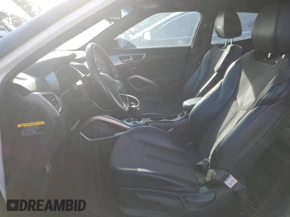 2016 Hyundai Veloster z VIN KMHTC6AD0GU272992, wystawiony jako Copart lot #85433534 z przebiegiem 78 628 mil mil oraz Czysty tytuł • Clean title. Historia ofert i sprzedaży dostępna na DreamBid. Obrazek 7.