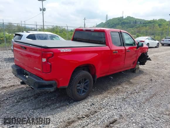 2019 Chevrolet Silverado 1500 Custom Trail Boss with VIN 1GCRYCEF8KZ299721, listed as a IAAI auction lot 42220654 with 49,881 mi miles and . Bid and sale history available at DreamBid. Image 4.