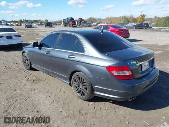 2008 Mercedes-Benz C 300 Sport with VIN WDDGF81X68F056174, listed as a IAAI auction lot 43519467 with 153,383 mi miles and . Bid and sale history available at DreamBid. Image 3.