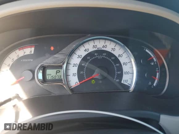 2014 Toyota Sienna SE with VIN 5TDXK3DC5ES418119, listed as a Copart auction lot 70915875 with 115,073 mi miles and Salvage title. Bid and sale history available at DreamBid. Image 9.