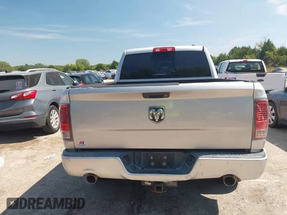 2012 Ram 1500 Express с VIN 1C6RD6FT8CS157162, выставлен на аукционе IAAI как лот 43098172 с пробегом 265 807 миль миль и . История ставок и продаж доступна на DreamBid. Изображение 16.