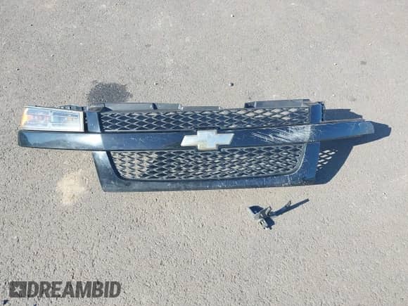 2011 Chevrolet Colorado 1LT z VIN 1GCHTCFE2B8115945, wystawiony jako IAAI lot #42314389 z przebiegiem 250 571 mil mil oraz . Historia ofert i sprzedaży dostępna na DreamBid. Obrazek 12.