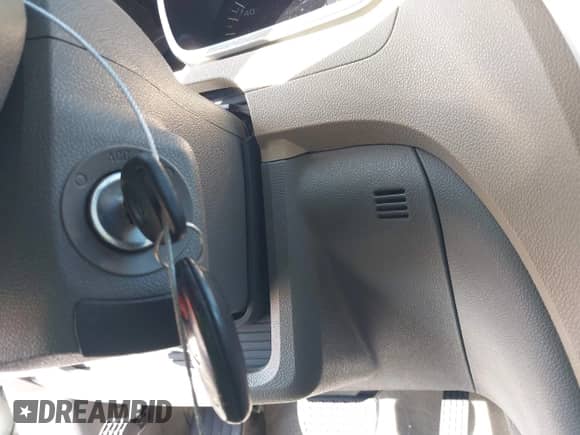 2011 Chevrolet Traverse 2LT z VIN 1GNKRJED9BJ215980, wystawiony jako IAAI lot #43547127 z przebiegiem Nie podano mil oraz . Historia ofert i sprzedaży dostępna na DreamBid. Obrazek 11.