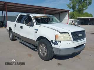 2005 Ford F-150 XLT с VIN 1FTRW12W75FB28284, выставлен на аукционе IAAI как лот 42985873 с пробегом Не указан миль и . История ставок и продаж доступна на DreamBid. Изображение 1.