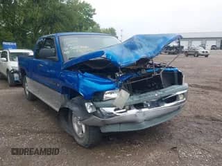 1999 Dodge 1500 with VIN 3B7HF13Y7XM528926, listed as a IAAI auction lot 42883532 with 117,158 mi miles and . Bid and sale history available at DreamBid. Image 1.