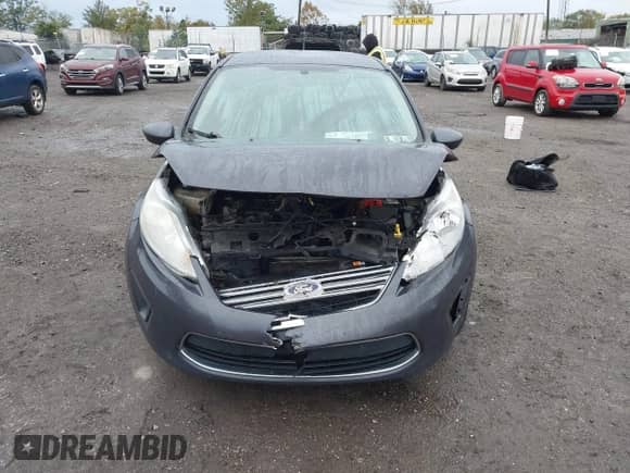 2012 Ford Fiesta SE с VIN 3FADP4BJ4CM195778, выставлен на аукционе IAAI как лот 43440385 с пробегом 180 802 миль миль и . История ставок и продаж доступна на DreamBid. Изображение 12.