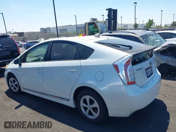 2015 Toyota Prius Four z VIN JTDKN3DU2F0449004, wystawiony jako IAAI lot #42930499 z przebiegiem 132 667 mil mil oraz . Historia ofert i sprzedaży dostępna na DreamBid. Obrazek 14.