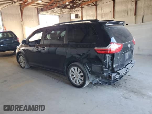 2017 Toyota Sienna XLE with VIN 5TDDZ3DC5HS148621, listed as a Copart auction lot 86991765 with 174,732 mi miles and Clean title. Bid and sale history available at DreamBid. Image 2.