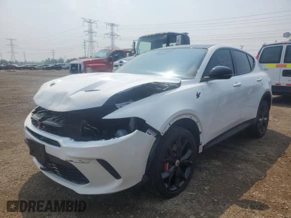 2024 Dodge Hornet GT with VIN ZACNDFAN5R3A38037, listed as a Copart auction lot 66609445 with 11,812 mi miles and Salvage title. Bid and sale history available at DreamBid. Image 1.