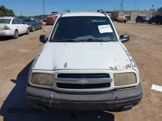 2000 Chevrolet Tracker z VIN 2CNBJ13CXY6912361, wystawiony jako IAAI lot #43409118 z przebiegiem 161 081 mil mil oraz . Historia ofert i sprzedaży dostępna na DreamBid. Obrazek 6.