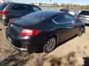 2014 Honda Accord EX z VIN 1HGCT1B78EA000433, wystawiony jako Copart lot #82762995 z przebiegiem 159 136 mil mil oraz Czysty tytuł • Clean title. Historia ofert i sprzedaży dostępna na DreamBid. Obrazek 3.