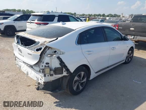 2019 Hyundai Ioniq SEL z VIN KMHC75LC8KU140459, wystawiony jako IAAI lot #43201798 z przebiegiem 149 976 mil mil oraz . Historia ofert i sprzedaży dostępna na DreamBid. Obrazek 4.