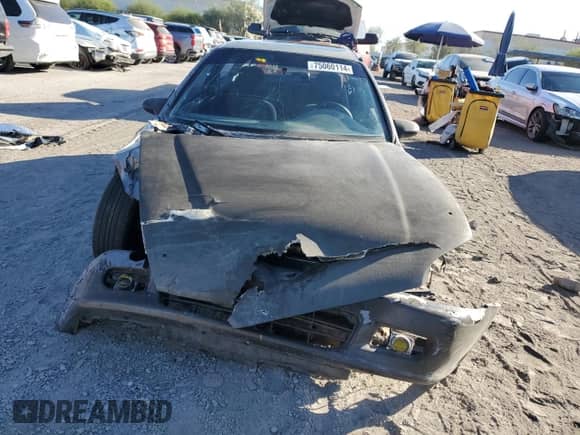 1992 Honda Civic с VIN 2HGEH3384NH515136, выставлен на аукционе Copart как лот 75060114 с пробегом 215 620 миль миль и Списание • Salvage title. История ставок и продаж доступна на DreamBid. Изображение 5.