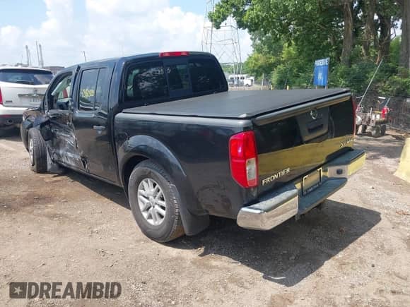 2018 Nissan Frontier SV z VIN 1N6AD0EV3JN733738, wystawiony jako IAAI lot #42603269 z przebiegiem 105 723 mil mil oraz . Historia ofert i sprzedaży dostępna na DreamBid. Obrazek 3.