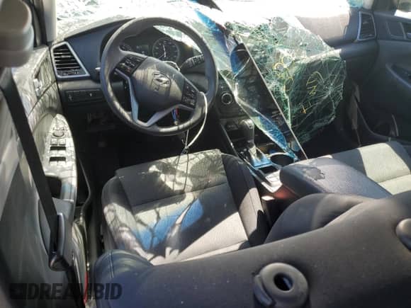 2016 Hyundai Tucson SE with VIN KM8J33A49GU195965, listed as a Copart auction lot 63618255 with 82,957 mi miles and Salvage title. Bid and sale history available at DreamBid. Image 8.