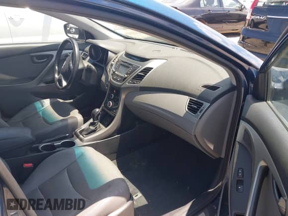 2015 Hyundai Elantra Sport z VIN KMHDH4AH9FU304544, wystawiony jako IAAI lot #42656816 z przebiegiem 160 495 mil mil oraz . Historia ofert i sprzedaży dostępna na DreamBid. Obrazek 5.