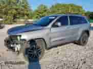 2017 Jeep Grand Cherokee Trailhawk z VIN 1C4RJFLT9HC938425, wystawiony jako Copart lot #85514325 z przebiegiem 116 568 mil mil oraz Szkoda całkowita • Salvage title. Historia ofert i sprzedaży dostępna na DreamBid. Obrazek 1.