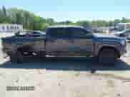 2021 Toyota Tacoma SR5 z VIN 5TFDZ5BN6MX059581, wystawiony jako IAAI lot #42051740 z przebiegiem 65 399 mil mil oraz . Historia ofert i sprzedaży dostępna na DreamBid. Obrazek 14.