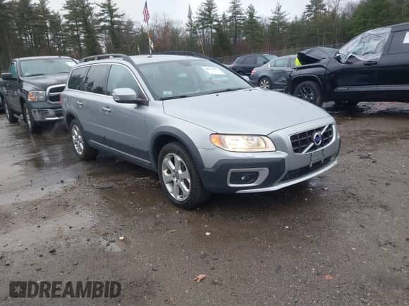 2010 Volvo XC70 3.0T with VIN YV4992BZ6A1079445, listed as a IAAI auction lot 40915189 with 92,847 mi miles and . Bid and sale history available at DreamBid. Image 1.