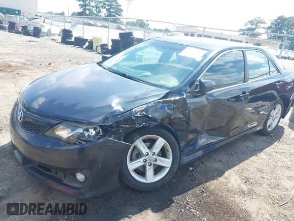 2012 Toyota Camry SE with VIN 4T1BF1FK4CU014305, listed as a IAAI auction lot 42873811 with Not provided miles and . Bid and sale history available at DreamBid. Image 2.
