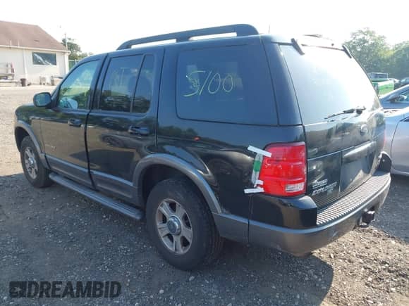 2005 Ford Explorer XLT z VIN 1FMDU73W65UB33985, wystawiony jako IAAI lot #42823475 z przebiegiem Nie podano mil oraz . Historia ofert i sprzedaży dostępna na DreamBid. Obrazek 3.