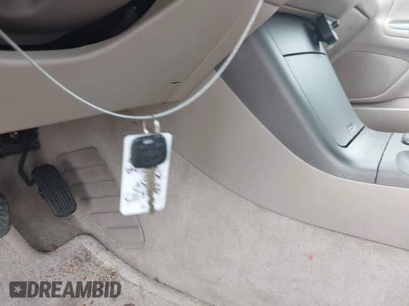 2005 Toyota Camry LE с VIN 4T1BE32K95U004456, выставлен на аукционе IAAI как лот 43102382 с пробегом 60 697 миль миль и . История ставок и продаж доступна на DreamBid. Изображение 11.