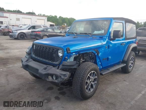 2024 Jeep Wrangler Sport с VIN 1C4PJXANXRW160377, выставлен на аукционе IAAI как лот 42083296 с пробегом 19 439 миль миль и . История ставок и продаж доступна на DreamBid. Изображение 19.