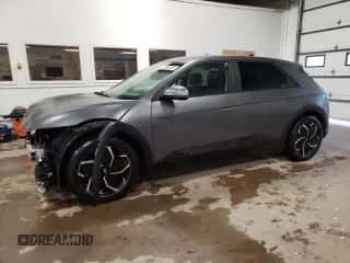 2022 Hyundai Ioniq 5 SEL с VIN KM8KN4AE7NU062504, выставлен на аукционе Copart как лот 36945653 с пробегом 10 380 миль миль и . История ставок и продаж доступна на DreamBid. Изображение 1.