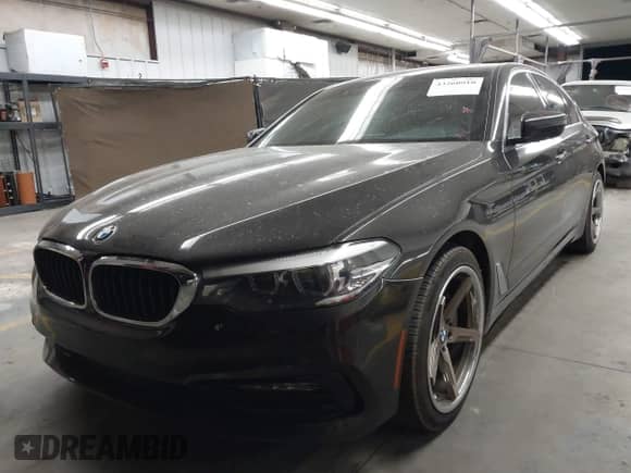2017 BMW 5 Series 530i с VIN WBAJA5C34HWA35511, выставлен на аукционе IAAI как лот 43260910 с пробегом 106 241 миль миль и . История ставок и продаж доступна на DreamBid. Изображение 6.