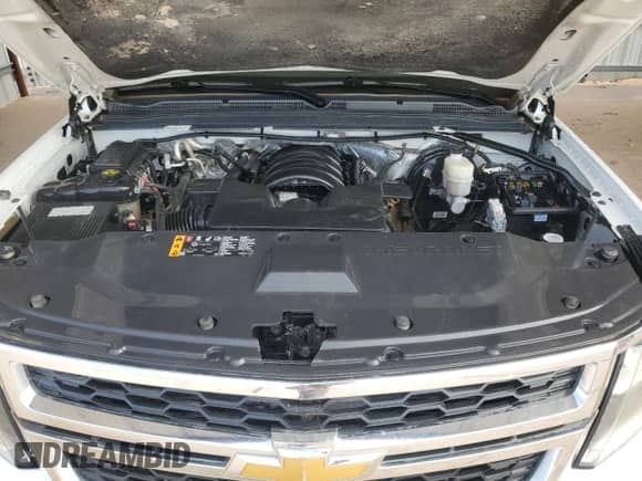 2018 Chevrolet Suburban Commercial z VIN 1GNSKKEC4JR116372, wystawiony jako Copart lot #56703695 z przebiegiem 119 445 mil mil oraz Czysty tytuł • Clean title. Historia ofert i sprzedaży dostępna na DreamBid. Obrazek 12.