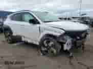 2024 Hyundai Kona Limited с VIN KM8HECA33RU132086, выставлен на аукционе Copart как лот 69864425 с пробегом 10 832 миль миль и Списание • Salvage title. История ставок и продаж доступна на DreamBid. Изображение 4.