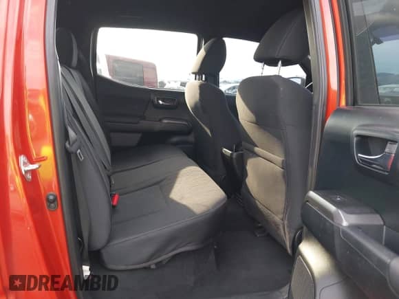 2016 Toyota Tacoma SR5 с VIN 5TFAZ5CN6GX002920, выставлен на аукционе IAAI как лот 42758579 с пробегом 116 214 миль миль и . История ставок и продаж доступна на DreamBid. Изображение 8.