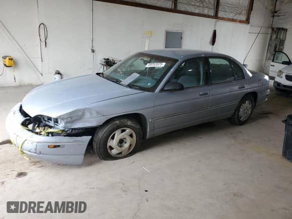 1997 Chevrolet Lumina с VIN 2G1WL52M6V9263775, выставлен на аукционе Copart как лот 69353525 с пробегом 181 397 миль миль и Списание • Salvage title. История ставок и продаж доступна на DreamBid. Изображение 1.