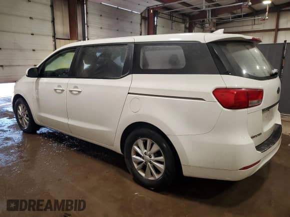 2018 Kia Sedona L с VIN KNDMA5C17J6401561, выставлен на аукционе Copart как лот 46232155 с пробегом 131 542 миль миль и Чистый • Clean title. История ставок и продаж доступна на DreamBid. Изображение 2.