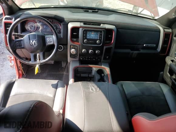 2016 Ram 1500 Rebel z VIN 1C6RR7YT6GS229695, wystawiony jako Copart lot #71909355 z przebiegiem 93 110 mil mil oraz Szkoda całkowita • Salvage title. Historia ofert i sprzedaży dostępna na DreamBid. Obrazek 8.