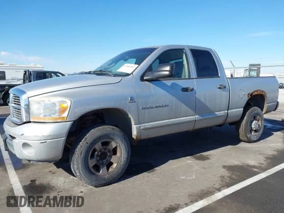 2006 Dodge 2500 SLT with VIN 3D7KS28C36G136520, listed as a IAAI auction lot 41506287 with 305,813 mi miles and . Bid and sale history available at DreamBid. Image 14.