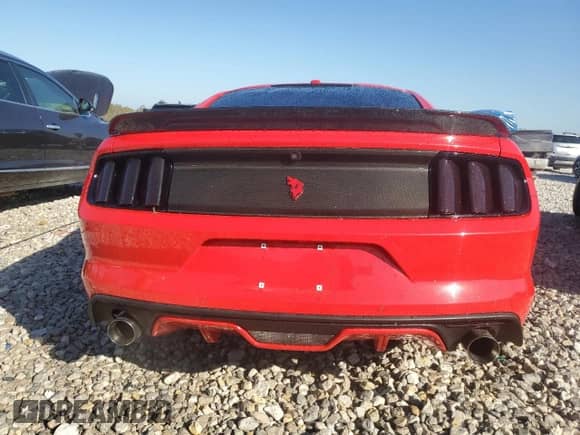 2015 Ford Mustang GT z VIN 1FA6P8CF8F5427545, wystawiony jako Copart lot #83837725 z przebiegiem 81 898 mil mil oraz Czysty tytuł • Clean title. Historia ofert i sprzedaży dostępna na DreamBid. Obrazek 6.