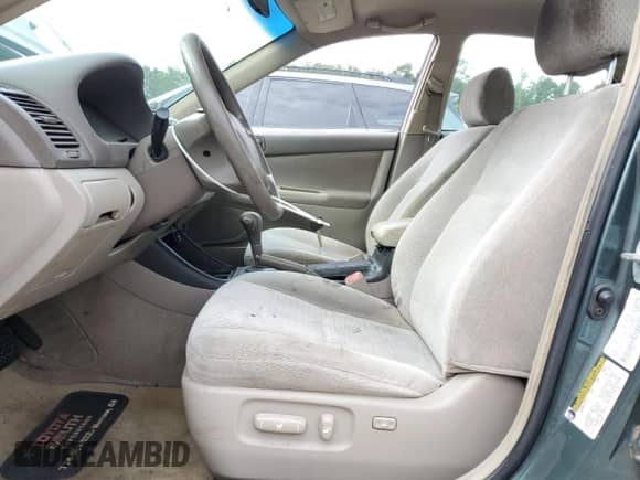 2004 Toyota Camry XLE with VIN 4T1BE32K14U270116, listed as a Copart auction lot 68540525 with 117,645 mi miles and Salvage title. Bid and sale history available at DreamBid. Image 7.