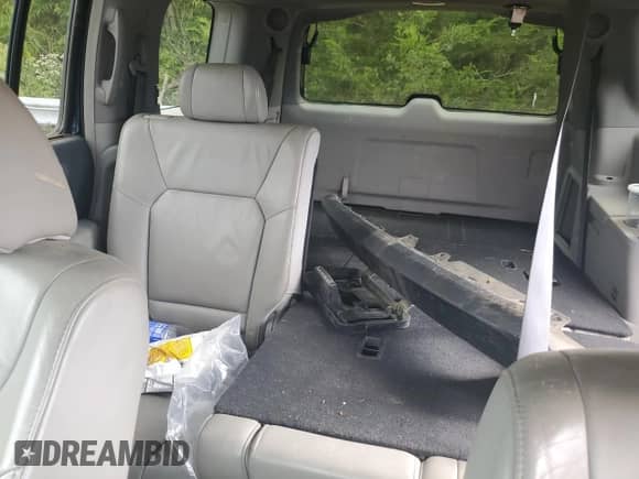 2009 Honda Pilot Touring with VIN 5FNYF48999B016322, listed as a Copart auction lot 71404925 with 205,468 mi miles and Salvage title. Bid and sale history available at DreamBid. Image 10.